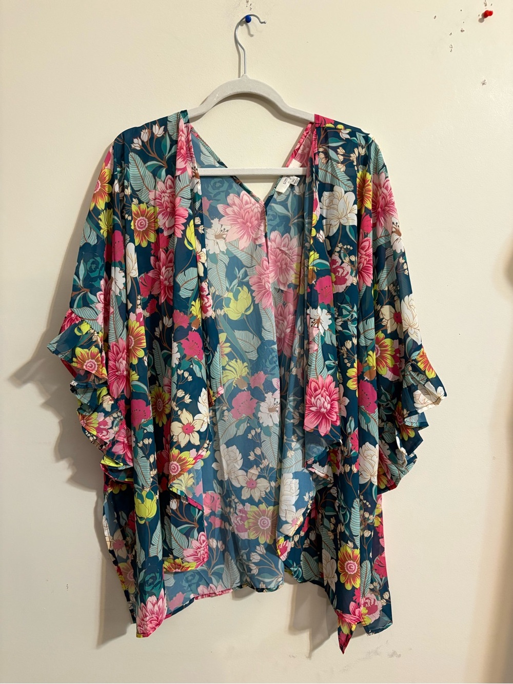 Umgee USA women's 1XL kimono green teal pink floral ruffle short sleeve shawl